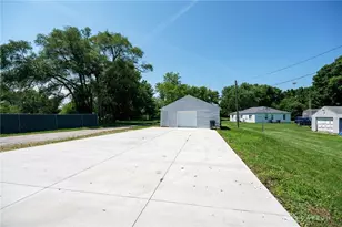 708 N Market St, Troy, OH 45373 - Photo 42