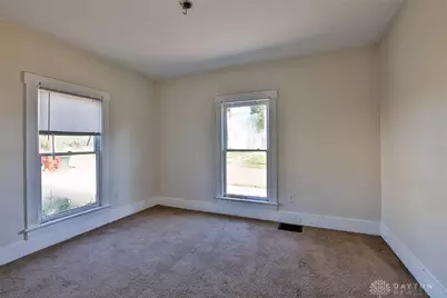 21 S Buckles Avenue, Jamestown Vlg, OH 45335 - Photo 12