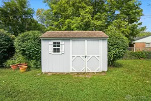 4475 Ardonna Ln, Beavercreek, OH 45432 - Photo 2