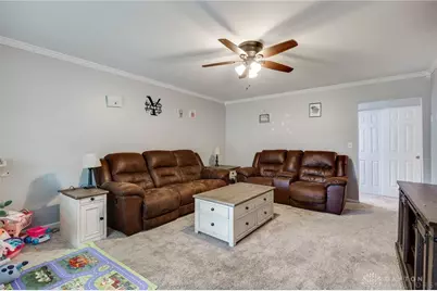 1000 Skyview Drive, West Carrollton, OH 45449 - Photo 10