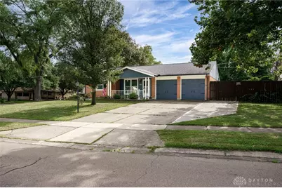 1000 Skyview Drive, West Carrollton, OH 45449 - Photo 2