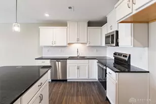 421 Bethpage Way, Lebanon, OH 45036 - Photo 4