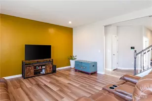 766 Hunters Run Dr, Brookville, OH 45309 - Photo 8