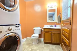 1290 Red Oaks Cir, Springfield, OH 45506 - Photo 14