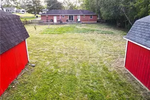 1290 Red Oaks Cir, Springfield, OH 45506 - Photo 18