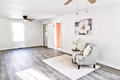 210 W Spring Street, Eaton, OH 45320 - Photo 4