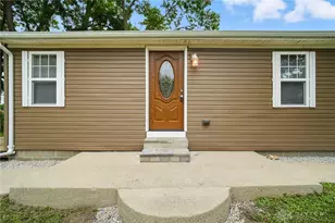 136 E Broadway St, Urbana, OH 43078 - Photo 6