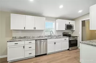 136 E Broadway St, Urbana, OH 43078 - Photo 14