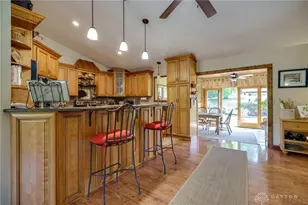 1922 Rebecca Ridge, Hamilton, OH 45013 - Photo 8