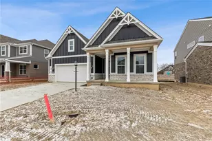 2891 Sky Crossing Dr, Beavercreek, OH 45434 - Photo 4