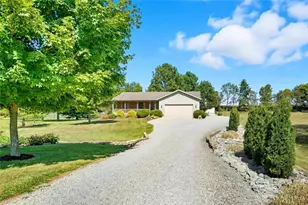 8784 Wilmington Rd, Washington Twp, OH 45054 - Photo 4