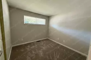 5678 Tomberg St, Dayton, OH 45424 - Photo 18