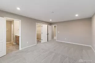 517 Iris Dr, Yellow Springs Vlg, OH 45387 - Photo 16