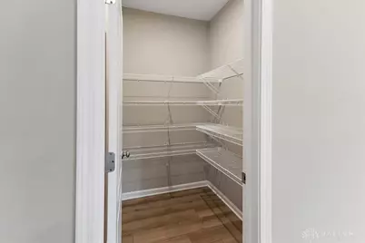 517 Iris Drive, Yellow Springs Vlg, OH 45387 - Photo 6