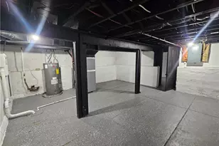 5653 Philadelphia Dr, Dayton, OH 45415 - Photo 26