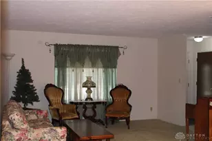 1100 S Elm St, Dayton, OH 45449 - Photo 2