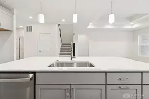 2816 Blue Jay Ct, Beavercreek, OH 45434 - Photo 10