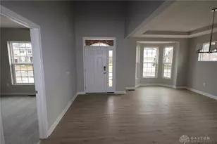 9041 Sorrento Pl, Dayton, OH 45458 - Photo 8