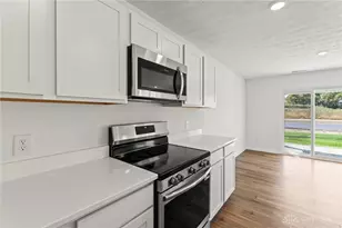 221 Scorcese St, Springfield, OH 45505 - Photo 8