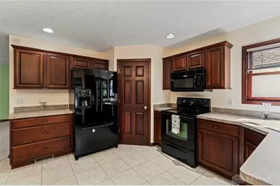 1479 Lantern Lane, Troy, OH 45373 - Photo 12