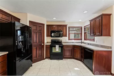 1479 Lantern Lane, Troy, OH 45373 - Photo 10