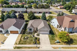 1479 Lantern Ln, Troy, OH 45373 - Photo 2