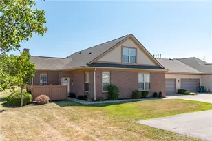 8823 Birkdale Hills Cir, Dayton, OH 45458 - Photo 2