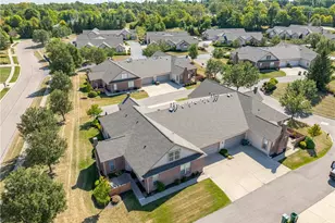 8823 Birkdale Hills Cir, Dayton, OH 45458 - Photo 36