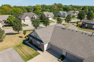 8823 Birkdale Hills Cir, Dayton, OH 45458 - Photo 34