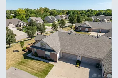 8823 Birkdale Hills Circle, Dayton, OH 45458 - Photo 34
