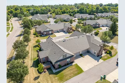 8823 Birkdale Hills Circle, Dayton, OH 45458 - Photo 38