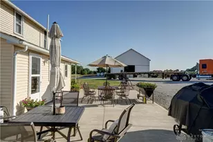 3828 Weaver Station Rd, Greenville, OH 45331 - Photo 4