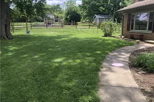 8580 Hide A Way Rd, Dayton, OH 45458 - Photo 4