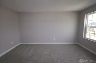 10076 Gully Pass Dr, Washington Twp, OH 45458 - Photo 12