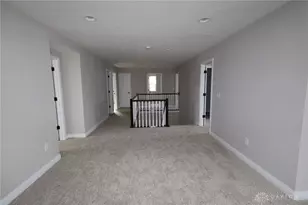 10076 Gully Pass Dr, Washington Twp, OH 45458 - Photo 8