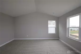 10076 Gully Pass Dr, Washington Twp, OH 45458 - Photo 18