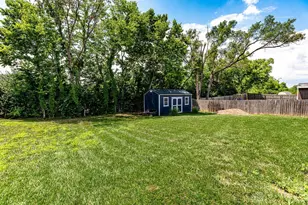 1221 Waterbury Dr, Franklin, OH 45005 - Photo 6