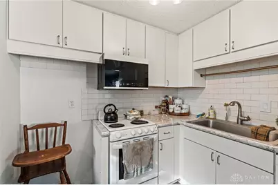 110 McCraw Drive, Englewood, OH 45322 - Photo 8