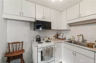 110 McCraw Dr, Englewood, OH 45322 - Photo 8