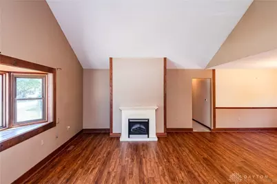 4863 Horseman Drive, Fairborn, OH 45324 - Photo 10