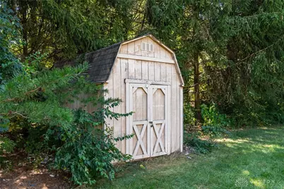 4863 Horseman Drive, Fairborn, OH 45324 - Photo 48