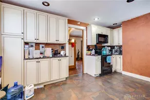 11 Pinehurst Ave, Dayton, OH 45405 - Photo 10