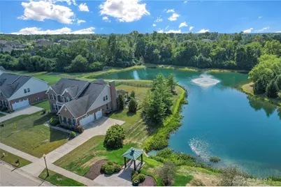 10500 Wallingsford Circle, Centerville, OH 45458 - Photo 2