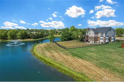 10500 Wallingsford Circle, Centerville, OH 45458 - Photo 1