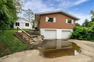 190 Oakridge Dr, Springfield, OH 45504 - Photo 12