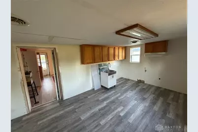 324 E Elm Street, Bradford, OH 45308 - Photo 6