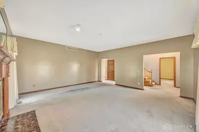 1697 Krucker Road, Hamilton, OH 45013 - Photo 8