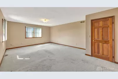 1697 Krucker Road, Hamilton, OH 45013 - Photo 34