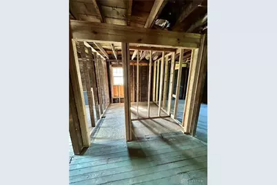 817 Faulkner Avenue, Dayton, OH 45402 - Photo 2