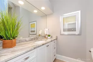 1384 Courtyard Pl, Dayton, OH 45458 - Photo 36